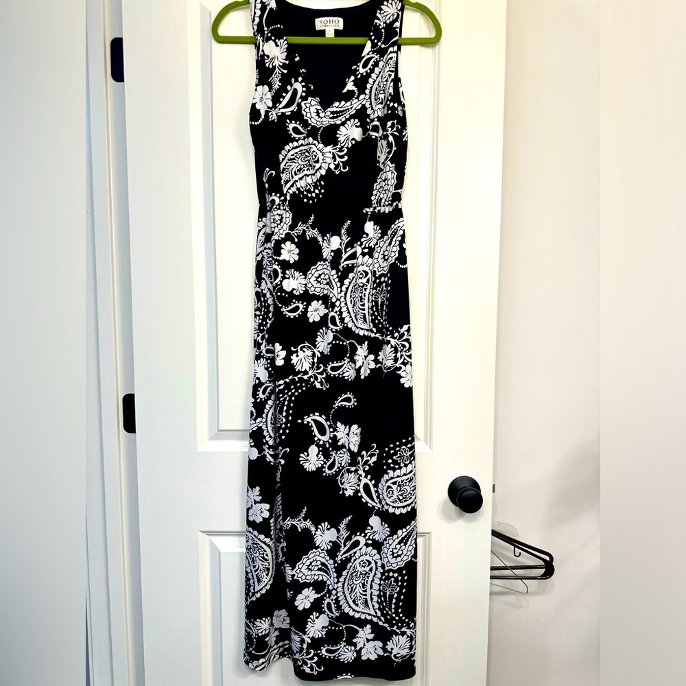 Soho dress size S black and white paisley pattern